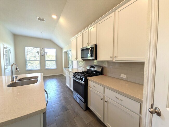 Building Photo - 9324 Bronze Meadow Dr