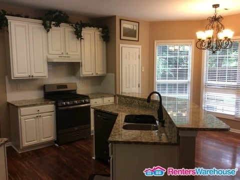 Building Photo - 3939 Berwick Farm Dr