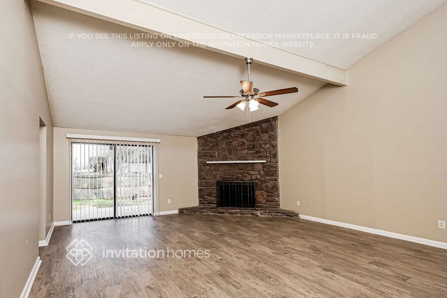 Building Photo - 3381 Maiden Voyage Cir S