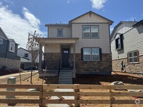 Building Photo - Stunning Brand New Home Close To Lowry & DIA