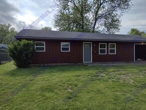 Building Photo - Available August 1st 2026!