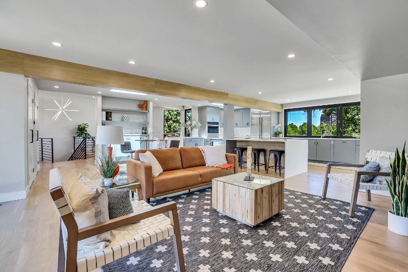 Building Photo - 590 S Harrison Ln