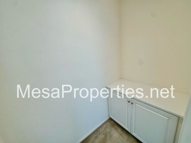 Building Photo - 3230 E Yountville Dr