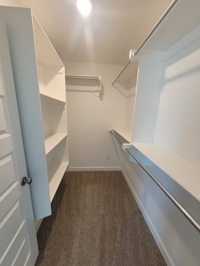 Building Photo - 3 bed 2 bath home in Lone Star Trails subd...