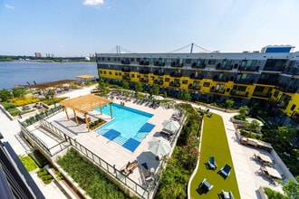 Building Photo - RIVERMARK NORTHERN LIBERTIES