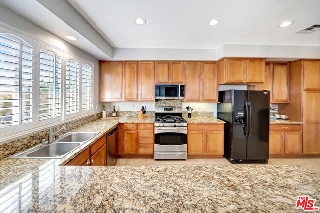 Building Photo - 23902 Brescia Dr