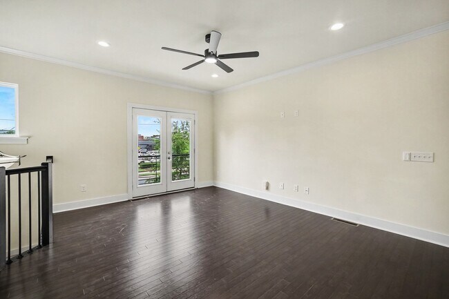 Building Photo - 2712 Grand Union Way