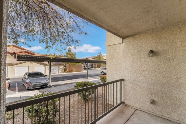 Building Photo - Stylish Condo in Southwest Las Vegas!