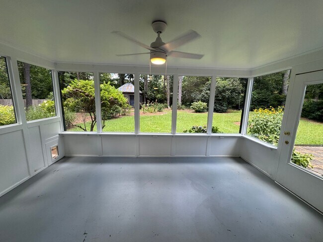 Building Photo - Cozy 2/1 Cottage in Rockridge Heights- $1,650