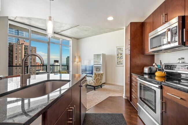 Building Photo - 750-776 14th St