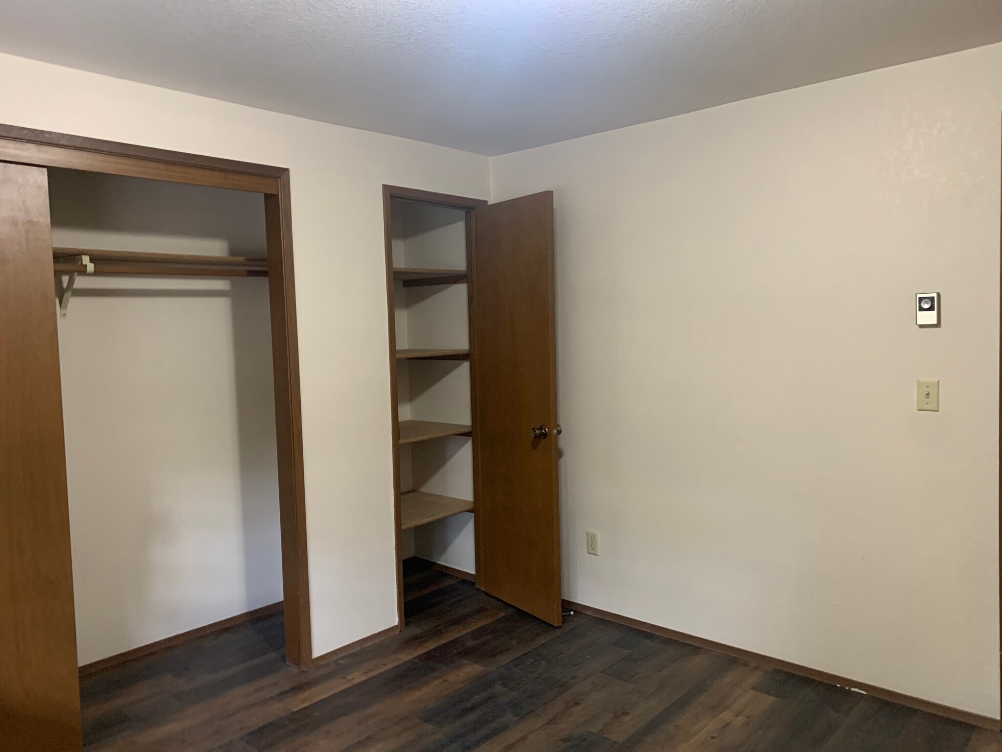 Building Photo - 107 La Villa Dr