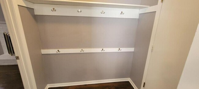 Building Photo - 629 S Troost St