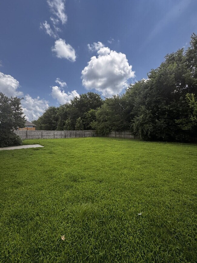 Building Photo - 11723 E Creek Ln
