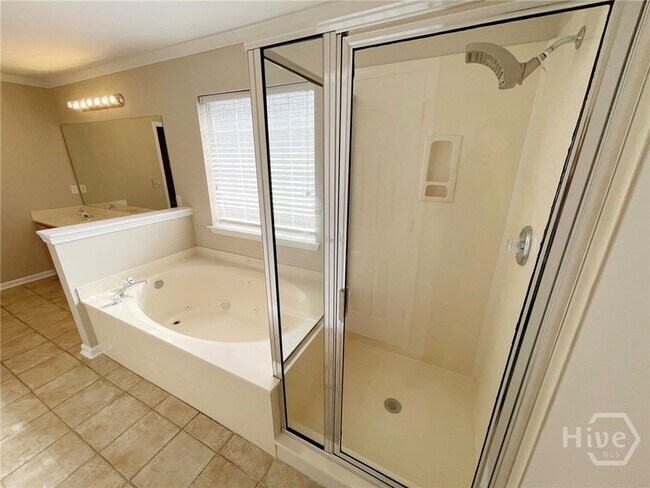Building Photo - 322 Laurel Hill Cir