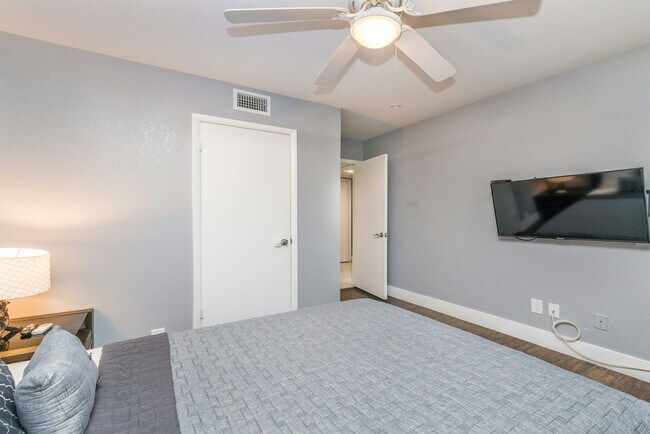 Building Photo - 3954 Keystone Ct