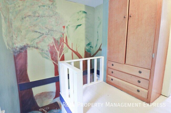 Building Photo - 47704 E 69th St