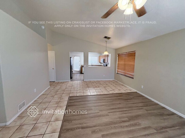 Building Photo - 954 E Pima Ave