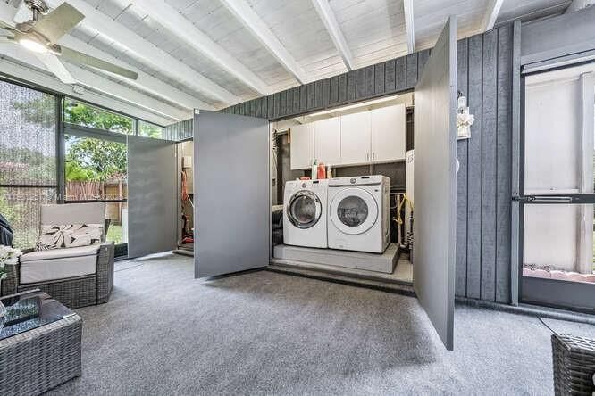 Building Photo - 3309 SW 16th St