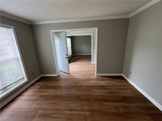 Building Photo - 3219 Roundfield Cir