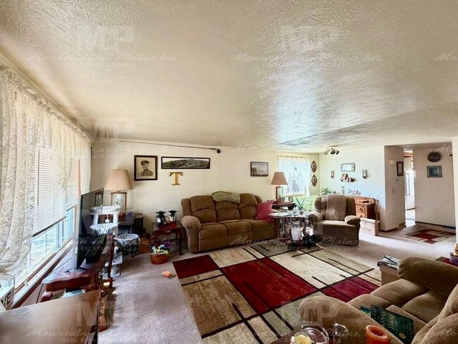 Building Photo - 1718 Enfield St