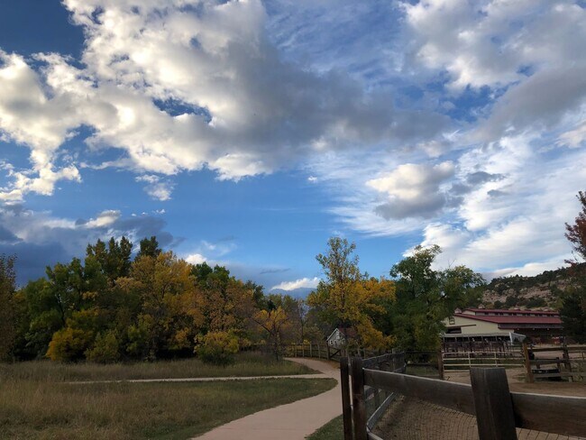 Building Photo - Available NOW!! SFH in Valley Traditions Littleton CO!