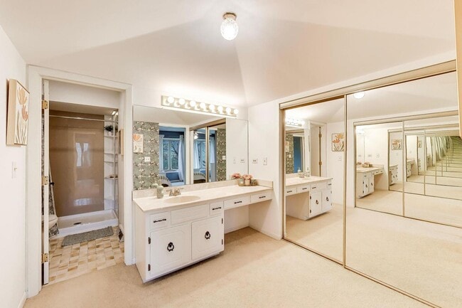 Building Photo - 639 Big Timber Dr