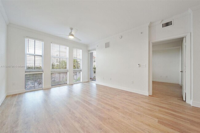 Building Photo - 10170 SW 7th St