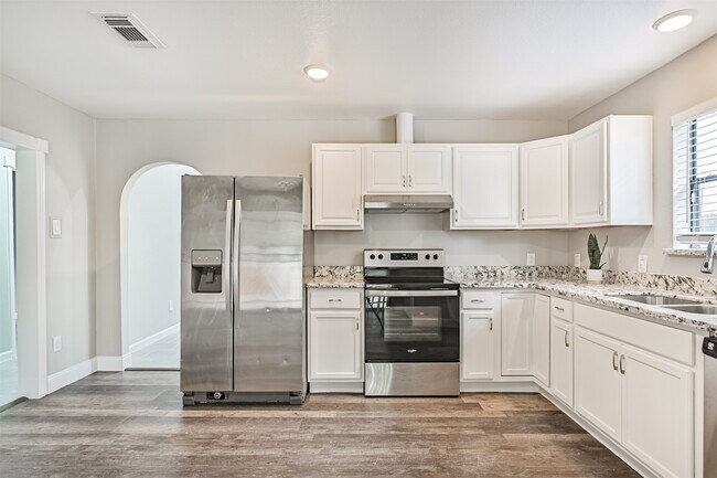 Building Photo - 5220 Krueger Dr