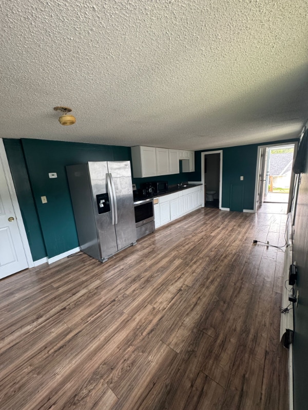 Building Photo - 33 Central Square