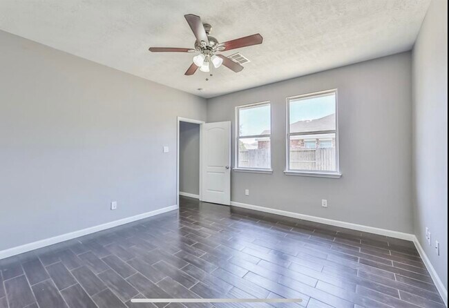 Building Photo - 21103 Mt Crest Ct