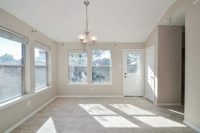 Building Photo - 7439 Parkcross Pl