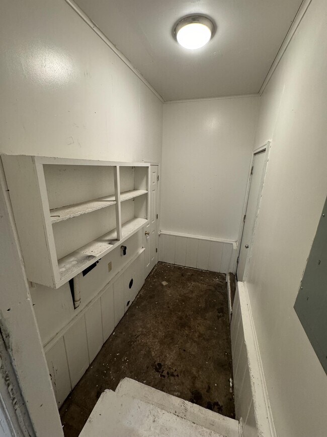 Building Photo - 6245 E Marshall St