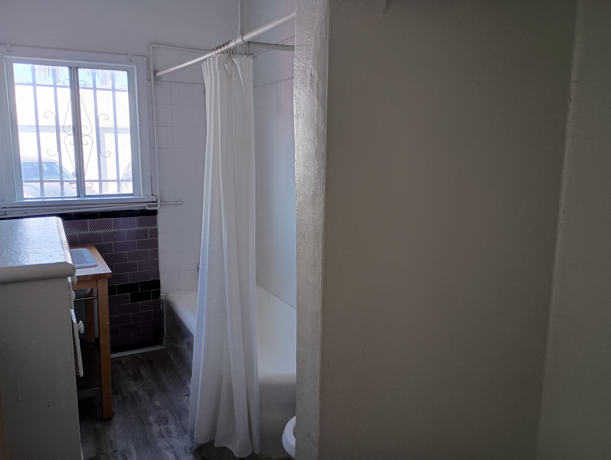 Building Photo - 2845 West Blvd