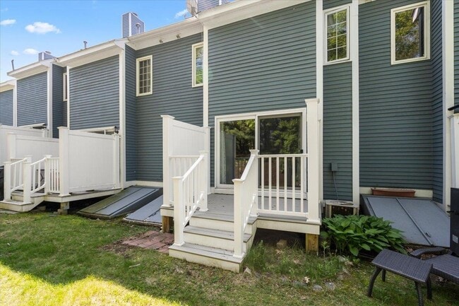 Building Photo - 7 Swift Ln