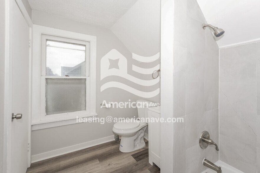 Building Photo - 1026 Brownell Ave