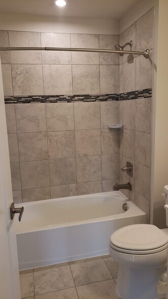 Building Photo - 116 Buena Vista Dr