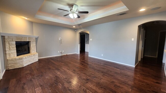 Building Photo - 2806 Selman Dr