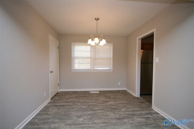 Building Photo - 3306 Bartee Ln NW