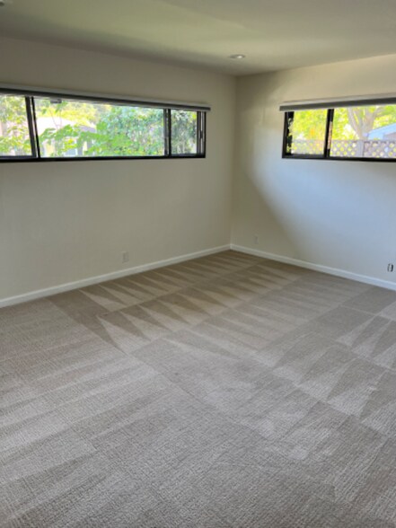 Building Photo - 419 Okeefe St