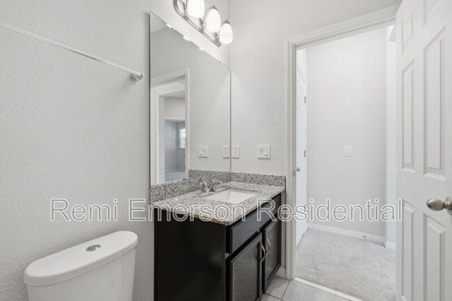 Building Photo - 14942 Guava Bay Dr
