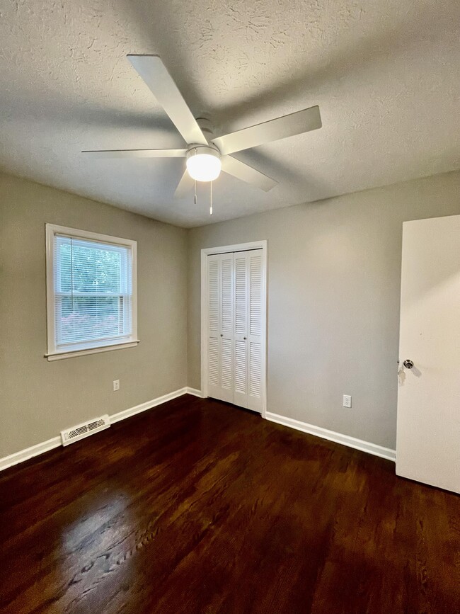 Building Photo - 111 Frederick Dr