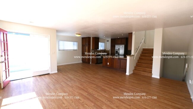 Building Photo - Beautiful 3 bd/2 bth Townhome just steps f...