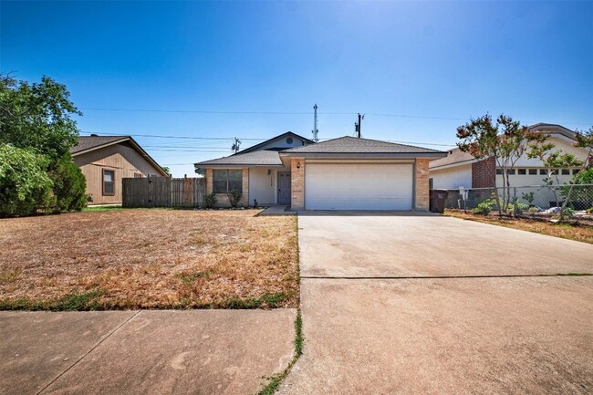 Building Photo - 1108 Peach Tree Cove