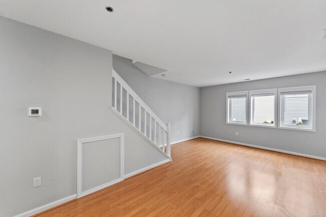 Building Photo - 2660 North Ave