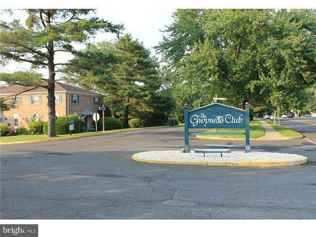 Building Photo - 14 Wexford Dr