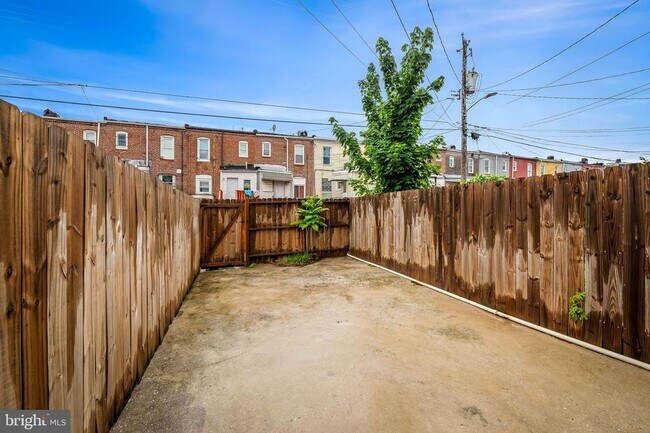 Building Photo - 414 N Bouldin St