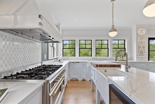 Building Photo - 38 McCallar Ln