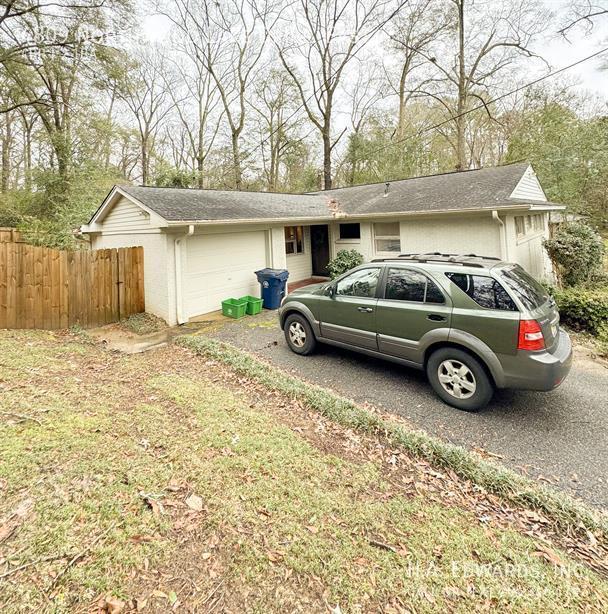 Building Photo - 4809 Northwood Lake Dr E