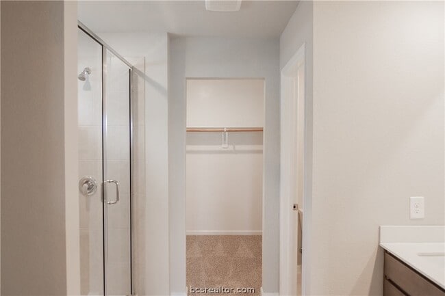 Building Photo - 10649 Knox Lndg Dr