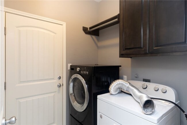 Building Photo - 7601 Granite Dr